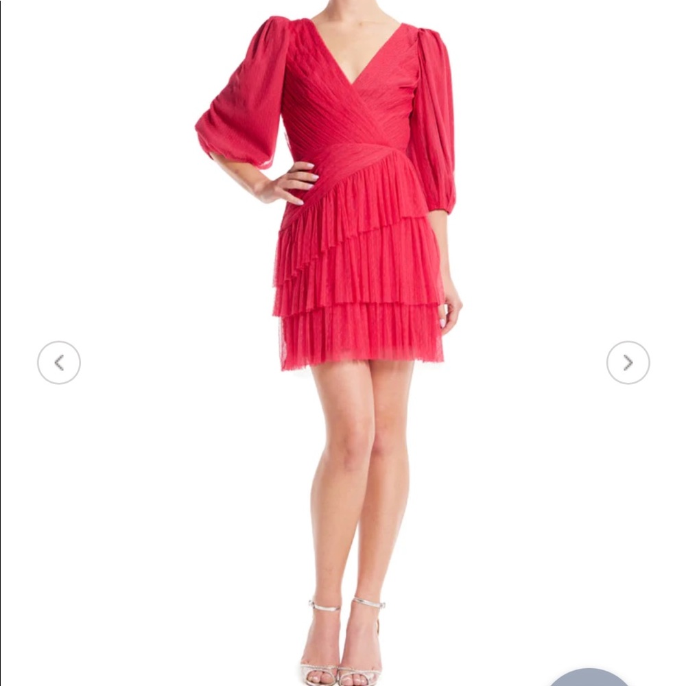 ML MONIQUE LHUILLIER . NWT. 3/4 Sleeve Short Mesh Dress